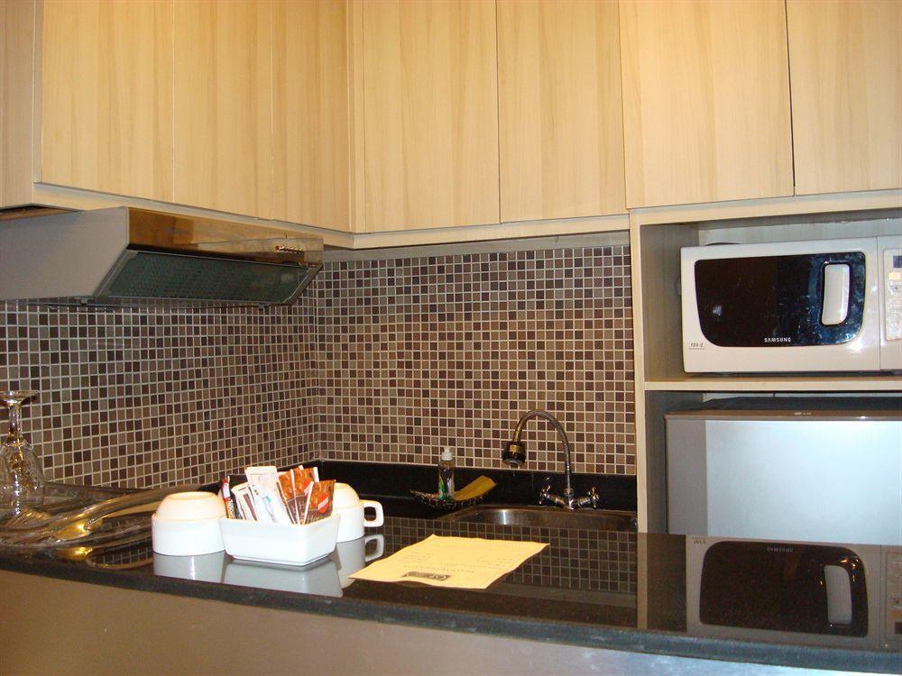 Ap Suite Apartment Kuta Lombok Exterior foto